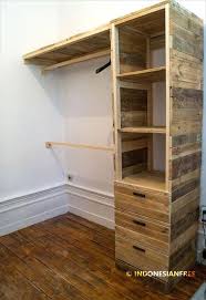 Lemari Pakaian Kreasi Dari Kayu Bekas Palet Kayu Rak Susun Perabot Palet