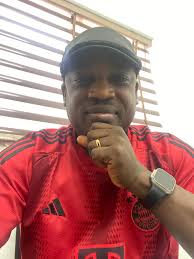 Hello in Budapest for the weekend where can a ghirl good time catch  tomorrows final