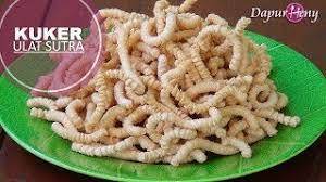 Namun, tak sedikit orang memilih untuk menyediakan kue kering dengan membeli di toko roti atau supermarket. Keringfuzziblog Kue Kering Ulat Sutra