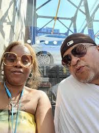 Monique Minter's Instagram, Twitter & Facebook