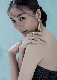 Thanh Hằng rạng ngời ở ngưỡng tuổi U40