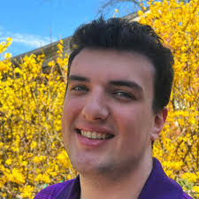 Scott Bentley's Instagram, Twitter & Facebook