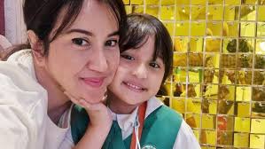 7 Potret Darren Putra Andi Soraya yang Gantengnya Curi Perhatian