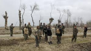 Dan taliban tidak memakai pakaian militer, mereka adalah warga sipil biasa. Taliban Rebut Kota Afghanistan Dan Buat Tentara Kocar Kacir