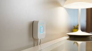 Philips hue lampen bestellen | bedien je verlichting met je smartphone • thuiswinkelwaarborg ontdek de vele opties om je philips hue systeem uit te breiden met bijvoorbeeld extra lampen. Smarte Lampen Philips Hue Tradfri Co Im Vergleich Computer Bild