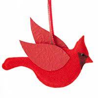 Birds That Start With Red 53 Easy Handmade Christmas Ornaments To Start Making Now Felt Christmas Ornaments Felt Birds Ornaments Handmade Christmas Ornaments