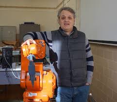 1foi apresentada por pedro bial e dirigida por josé bonifácio brasil de oliveira, o boninho. Norberto Pires Lanca Automacao E Controlo Industrial Industria 4 0 Noticias De Coimbra
