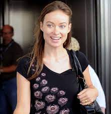 Before the 'no makeup movement' took off, alicia styled her black ensemble for the 2014 angel ball in new york city with a sultry smokey eye and a dash of blush. The 20 Most Beautiful Female Celebrities Without Makeup Celebs Without Makeup Celebrities Female Beautiful Female Celebrities