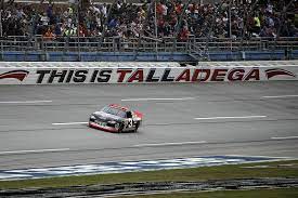 One of the most obvious strategies in nascar racing is to pass as many cars as you can by coming up on either the right or left side of the car in front making a pass is much more strenuous than it may seem, especially if the car a driver is trying to pass is on the lead lap or if he's battling for position. Nascar Has New Rules New Feuds And More Fans At Talladega