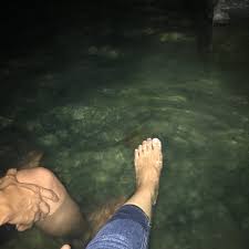 Terletak di lokasi yang strategik (walaupun tanah persendirian). Photos At Kolam Air Panas Hulu Tamu Hot Spring In Batang Kali Selangor