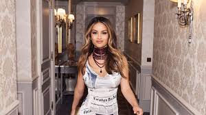 Dayana alvear nudes she has been tanning and looks great,