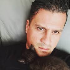 Shell Barry (@barretshell) • Threads, Say more