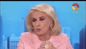 Rosa maría juana martínez suárez (born 23 february 1927), known by her stage name mirtha legrand , is an argentine actress and television presenter who has worked in argentina and spain , twin sister of retired actress silvia legrand. Best Mirtha Legrand Gifs Gfycat