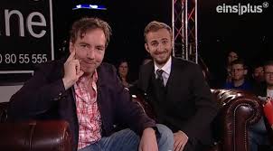 Jan böhmermann und oliver kalkofe reagierten ganz unterschiedlich darauf. Late Line Talk Mit Jan Bohmermann Und Olli Schulz Clip Bohmermann Kopf Und Kragen Schulz