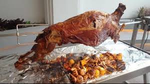 Dengan berbagai bumbu yang bisa dipiih : Kambing Guling Bumbu Kuning Jadi Sajian Istimewa Di Pullman Dan Ibis Grand Central Bandung Halaman All Tribunjabar Travel