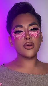 Replying to @Khalid Abunayyan because boys can wear makeup too! #fyp  #makeup #valentinesmakeup