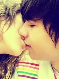 Download Free Cute Kiss Mobile Wallpaper Contributed By Werkheiser Cute Kiss Mobile Wallpaper Is Uploaded In Cute Kiss Hot Romantic Kiss Cute Couples Kissing