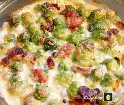 These roasted brussels sprouts with crispy bacon & creamy cheese sauce are perfect for those who are convinced that they don't like brussels sprouts! Bacon And Brussels Sprouts Gratin All Baked In A Delicious Creamy Sauce