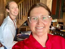 Holaaaa! Last night we got to cook for a bday party filled with delicious  food & love 🌶️💚🌶️ very thankful for the opportunity. Happy belly, happy  people! Friday night fun! Unique menu