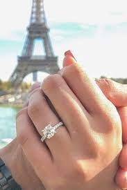 18 Simple But Gorgeous Engagement Ring Ideas Engagement Engagement Rings Diamond Engagement