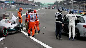 F1's governing body spent three hours disassembling valtteri bottas' new mercedes car after the bahrain season opener. Valtteri Bottas Crash Video Mexican F1 Gp Results Max Verstappen Penalty Timing