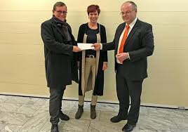 De afkorting bic staat voor 'business identifier code' (voorheen 'bank identifier code'). 15 000 Euro Dank Vr Gewinnsparen Vr Bank Main Kinzig Budingen Eg