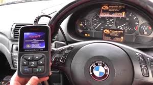 Turn Off Bmw Eml Check Engine Light Icarsoft I910 Youtube