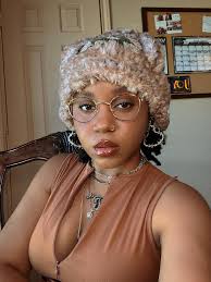 Fur granny square hat DIY inspiration