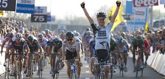 Om geen kopie te zijn van de ronde van vlaanderen, die vier dagen later volg, werd het parkoers vanaf 2018 drastisch gewijzigd. Ffawgxradfglum