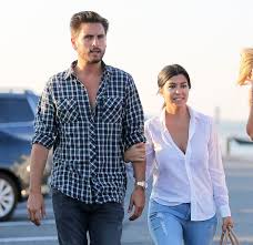 According to in touch magazine, the reality pair is done and disick is not even living in the family home anymore. Scott Disick Wants Kourtney Kardashian Back Kourtney Kardashian Kourtney Scott Disick And Kourtney
