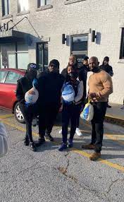 Cee Lo Green Nouveau Bar Grill Team Up To Provide Turkeys To Underprivileged Families Ceelo Green Park Restaurant Bar Grill