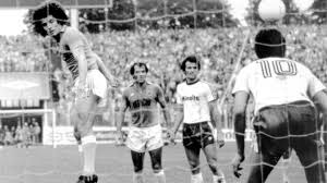 1954/55 stiegen die bayern zum ersten und einzigen male in ihrer geschichte aus der damaligen obersten. Fc St Pauli Vs Hsv Lasst Mich Bloss Mit Dem Derby In Ruhe Stern De