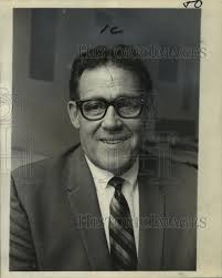 1969 Press Photo Mark Duncan, supervisor of officials for professional  football