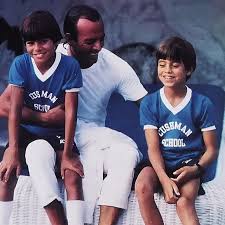 WayBackWednesday: Enrique Iglesias poses for photos with his father Julio  Iglesias, brother Julio Iglesias Jr, their cousins and friends on the first  day at Cushman School in Miami in 1984. 💙 #EnriqueIglesias #