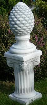 Betonfiguren Dekofigur Skulptur Pinienzapfen Mehr Bei Js Gartendeko Js Gartendeko Seit 1997 85 cm, durchmesser fuß ca.