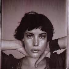 Vsmagazinelive Com Liv Tyler Celebrity Short Hair Short Hair Styles