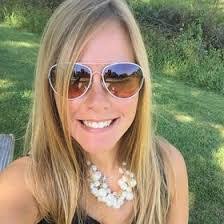 Kari Baum's Instagram, Twitter & Facebook