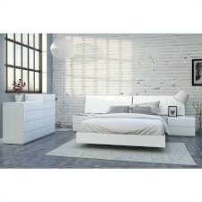 When it comes to shopping for bedroom packages, canada has many retailers to choose from. Nexera District 6 Piece Queen Bedroom Set In White Lacquer And Melamine Walmart Canada