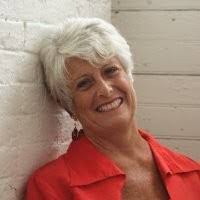 Donna Goldfarb's Instagram, Twitter & Facebook