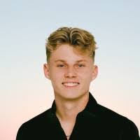 Sean Weeks's Instagram, Twitter & Facebook