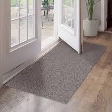 Lyndon Solid Grey 2 ft. x 5 ft. Rectangle Indoor Runner Rug MT1005717US