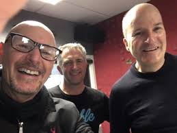 Standing Ovation for 'Such A Fine, Sunny Day'