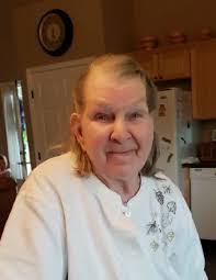 Jennifer Wicker's Instagram, Twitter & Facebook