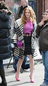 On the way to an interview with alette, she buys a green scarf. Confessions Of A Shopaholic Love This Coat Movie Fashion Outfits Tall Girl Fashion Fashion