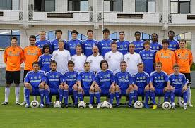 Эмблема аватар стикер термотрансфер магнитик. Yak Zminyuvalas Forma Dinamo Kiyiv Za 89 Rokiv Vid Chervonih Koloriv Do Vishivanki 19 27