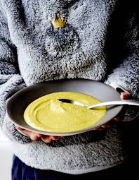 Soupe Patates Douces Poireaux Et Coco Pour 4 Personnes Recettes Elle A Table Recette Soupe Patate Douce Recettes De Cuisine Recette Soupe Patate Douce