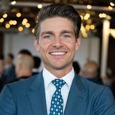 Jeremy fragrance was born on 05.02.1989, 1.90m tall, blue eyes, trained and single. Jeremy Fragrance Bio Affair In Relation Net Worth Ethnicity Salary Age Nationality Height Youtuber Entrepreneur