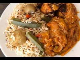Soumbala Soumara Lafri Au Poulet Youtube Poulet Cuisson Des Aliments Recettes De Cuisine