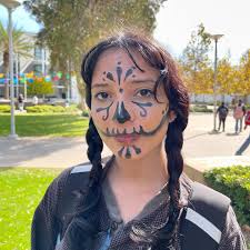 Yesterday, the Adelante Club, Art Department, and Latino Center invited the  SMC community to decorate sugar skulls and face paint for Día de los  Muertos. 🌼💀✨ #ProudToBeSMC #DiaDeLosMuertos #DayOfTheDead