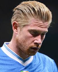 Kevin De Bruyne climbs the UCL assist charts 🅰️✨ He's now joint-5th  all-time with 31 assists, level with Ryan Giggs 👏 Only these legends sit  above him: 🔝 Cristiano Ronaldo